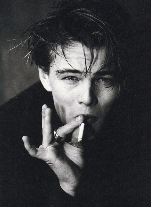 leonardo dicaprio smoking | Tumblr