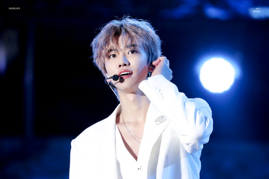 © MEMILMUK | do not edit.
