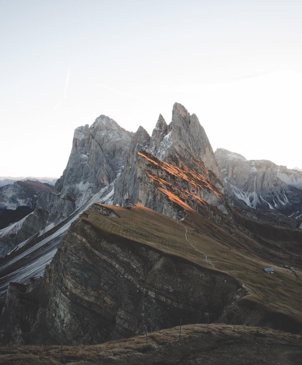 wanderlust — Happy New Year from the mountains. 🌒🌄🗻🎊