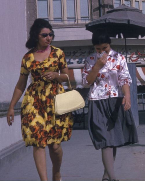 tanyushenka:Tehran (Iran), view of pedestrians on city...