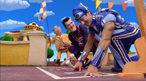 rikki-is-my-gender:I don’t even see Sportacus here I see...