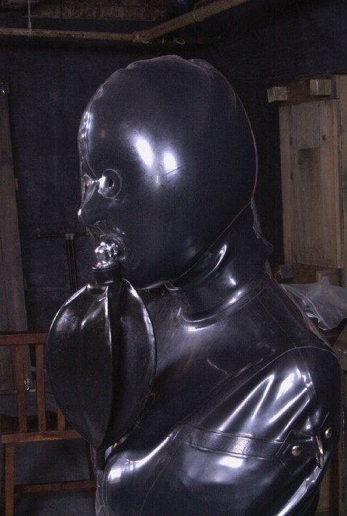 rubberreflections:Oh Yes Please