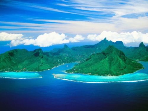 TAHITI NICE PLACE FOR HOLIDAYS