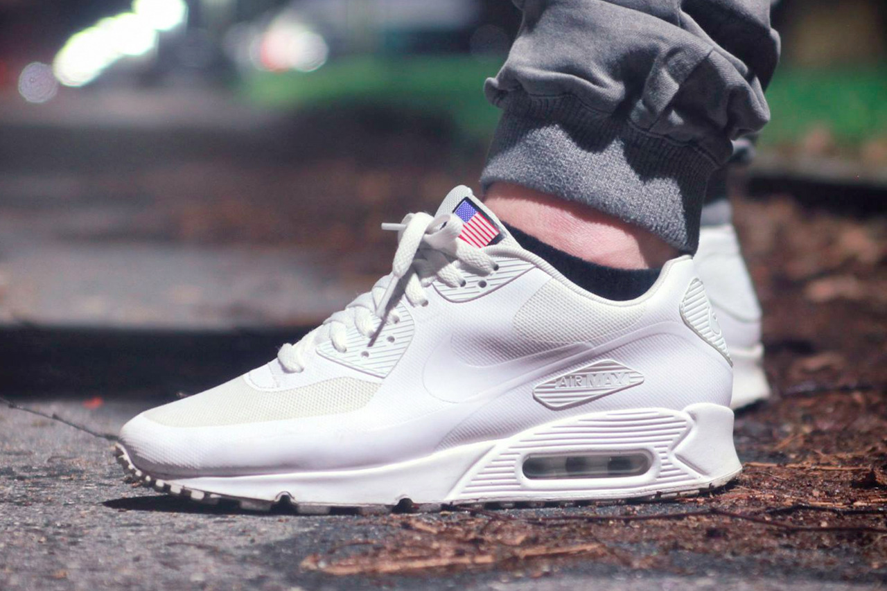 nike air max independence day white