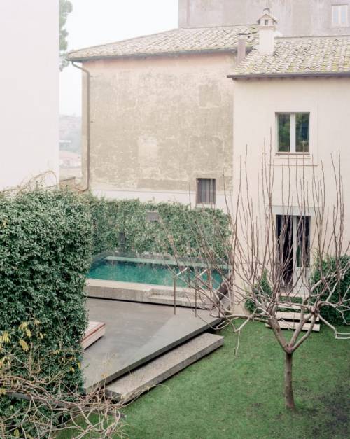 enochliew:A Pool in a Private Garden by Massimo Adario...