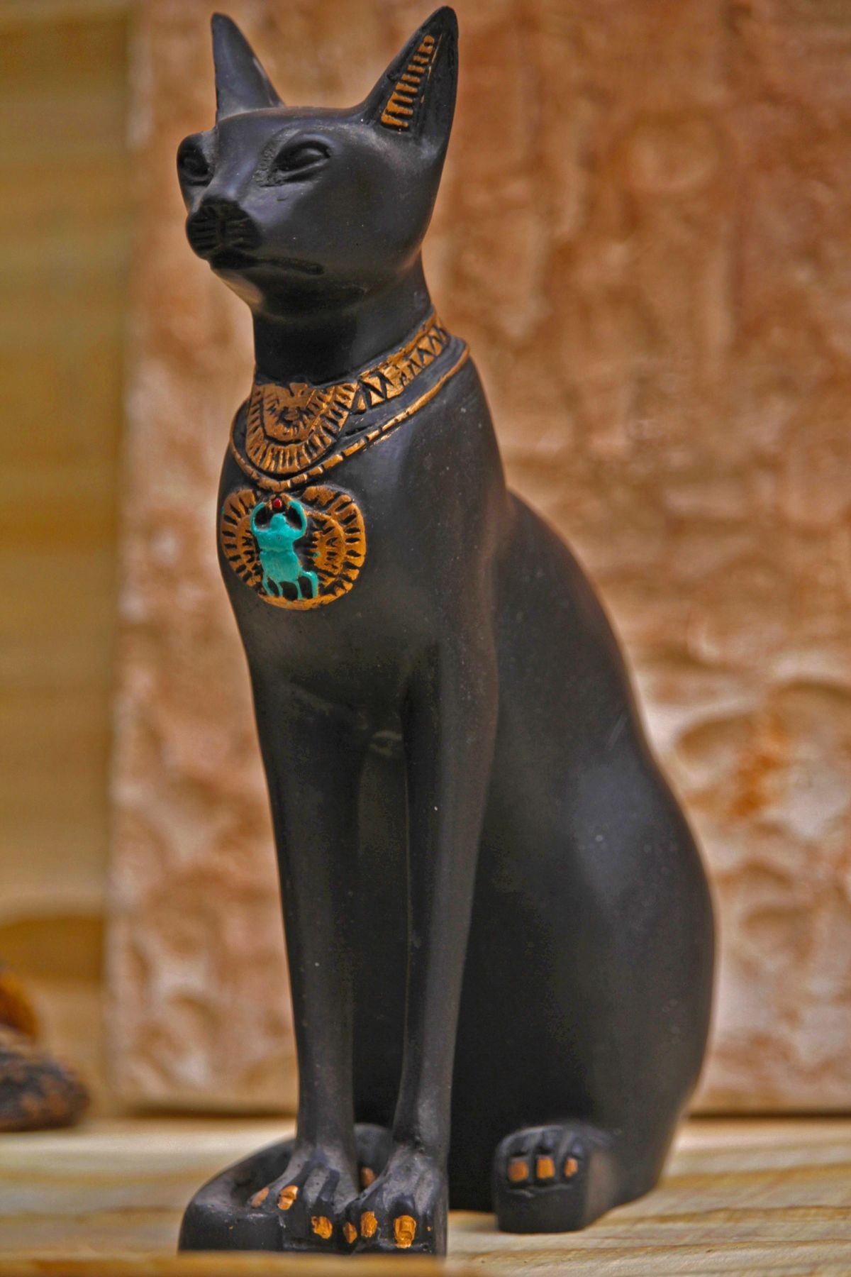 IR EGIPTO — The Ancient Egyptians held cats in the highest...