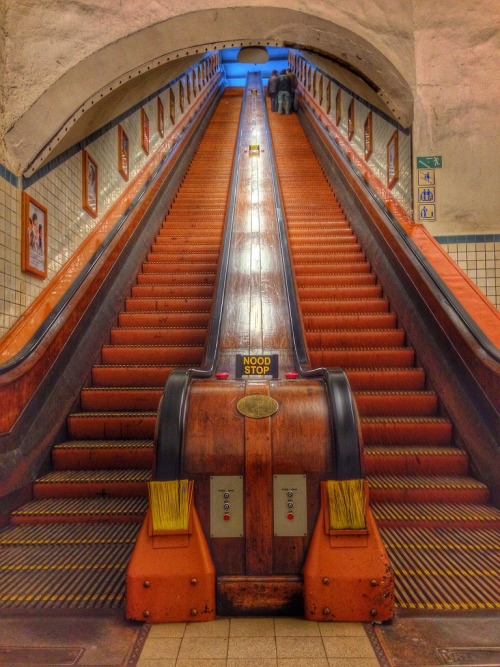 scentofapassion:Wooden escalator by Jurgen@Juvani_photo - One...