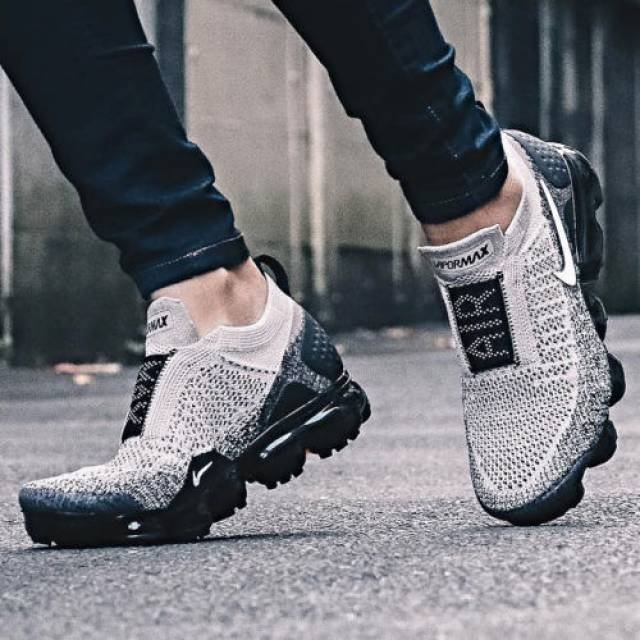 BUY Nike Air VaporMax Moc 2 Black Light Cream Kixify