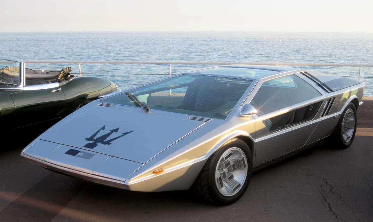 Руль Maserati Boomerang 1971