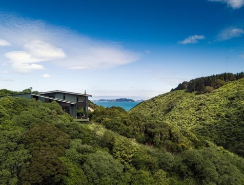 Korokoro Bush Retreat in Lower Hutt, New...