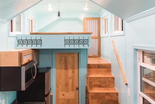 dreamhousetogo:Custom build by California Tiny House