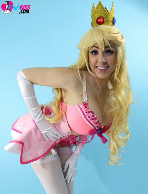 irishgamer1:A big tittied Princess Peach…. Mmmmmm!!!