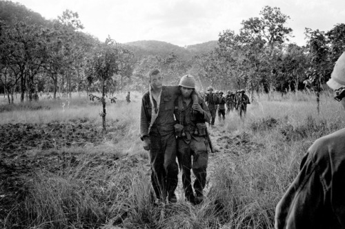 vietnamwarera:“A wounded American soldier returning to the...