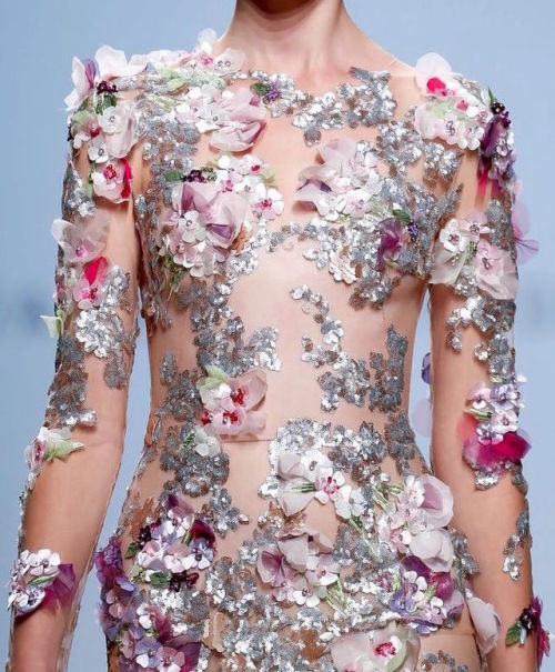 themakeupbrush:Valentin Yudashkin S/S 2019