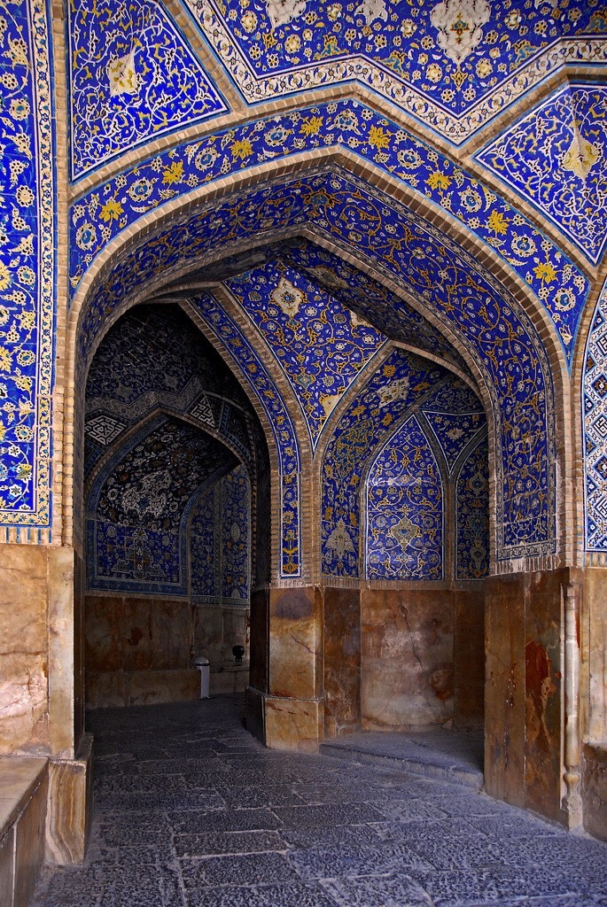 Moorish Harem — iranianrelated: Shah Mosque in Isfahan, Iran ...