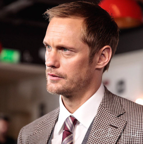 askarslibrary:alexskarsgardnet:New Alex interview with...