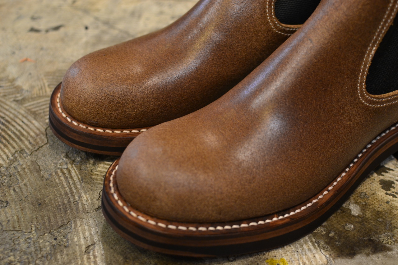 waxing boots with beeswax