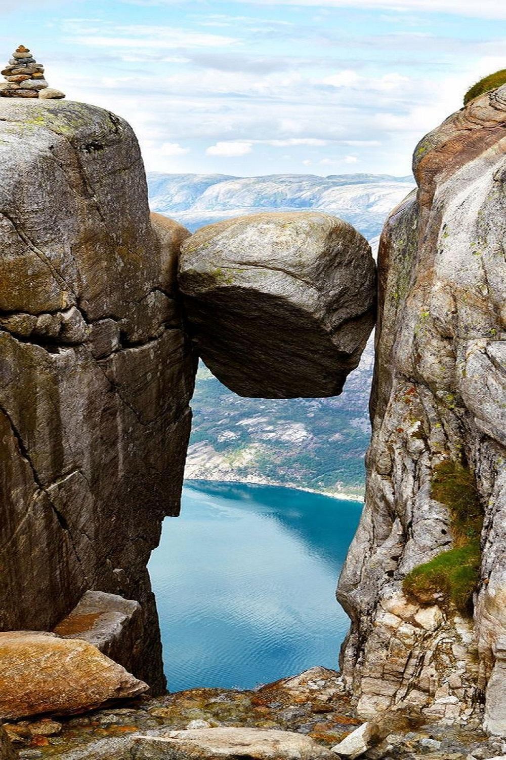 Majestic hanging stone, Kjerag, Norway