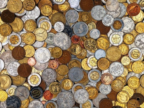 Moedas: a História em nossas mãos