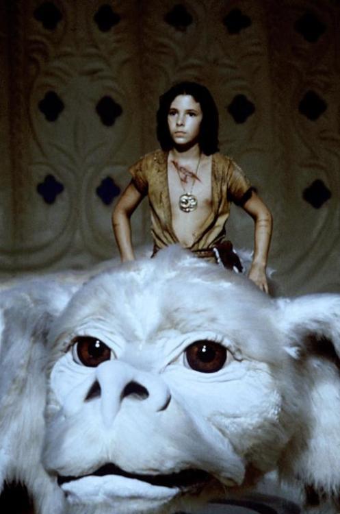 eaja:The Neverending Story (1984).CHILDHOOD