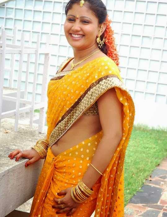 Amrutha Valli Navel Show
Amrutha Valli Navel Show Source: Author: Neha