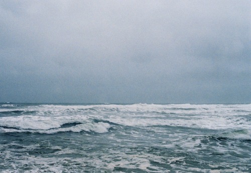 padehler:The Pacific ocean on a particularly gloomy...