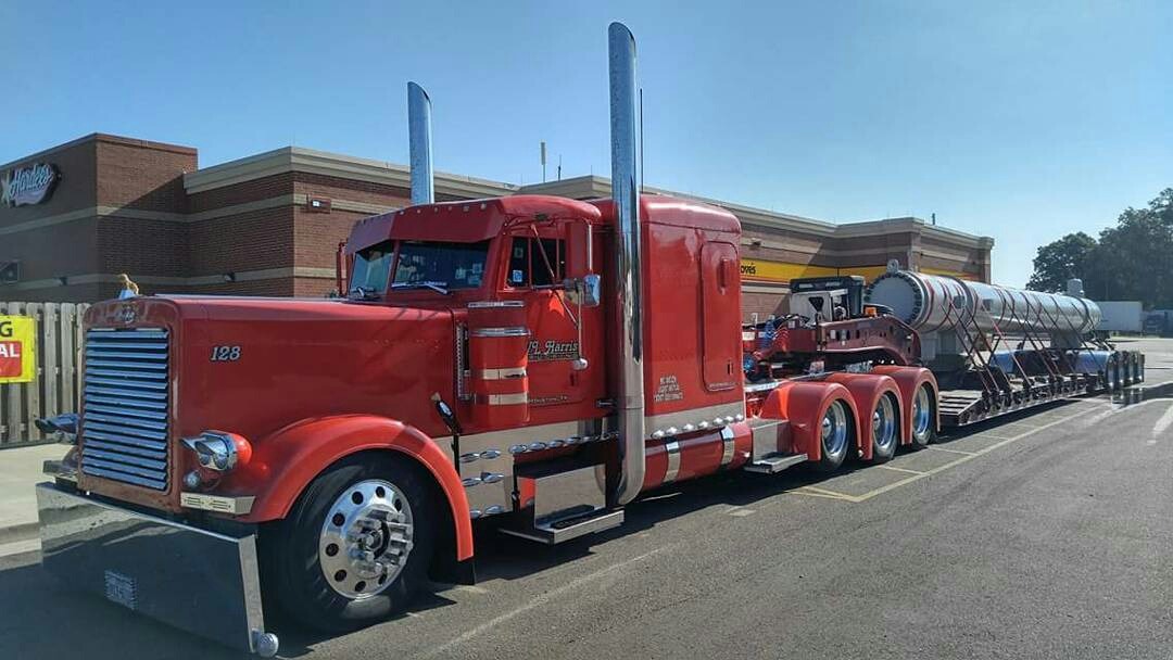 Semitrckn — Peterbilt Custom 379 Heavy Haul