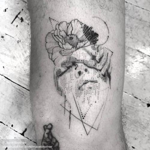 By Maxe Brother, done in Sydney. http://ttoo.co/p/31367 flower;small;graphic;women;thigh;facebook;nature;twitter;maxebrother;other