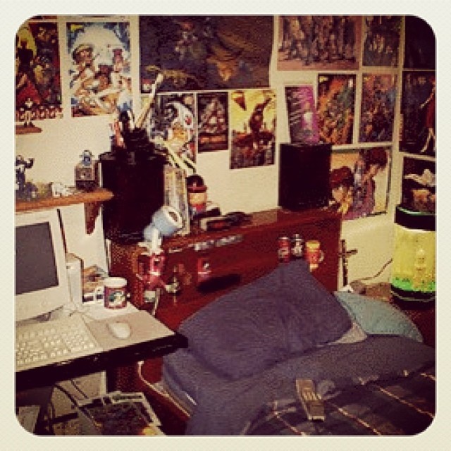 Zombgief S Nerdy Stuff Talk About A Throwback Here S My Bedroom