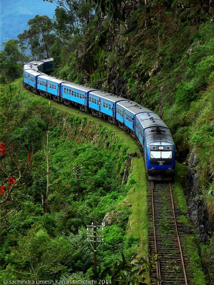 Sri Lanka Railways — Sri Lanka Railways Colombo to Badulla Express...