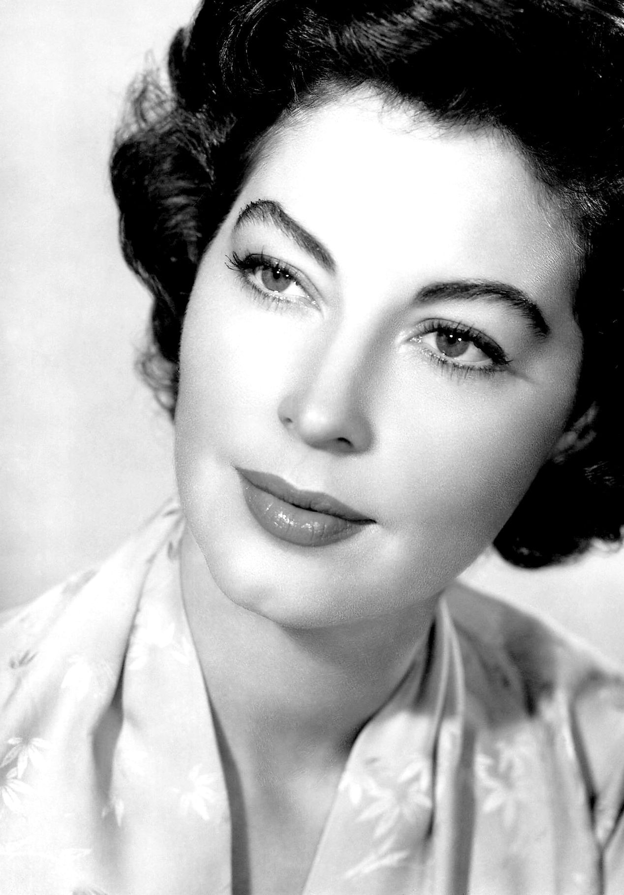 Ava Gardner: A Face Like No Other