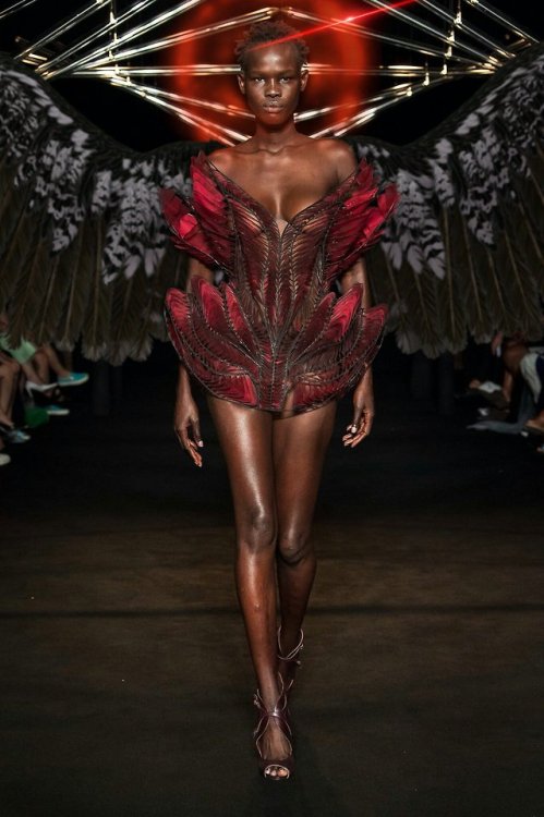 vegadonna:Iris Van Herpen Couture Fall 2018