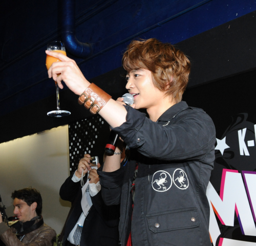 Koreaboo's Official Tumblr — 9 K-Pop Idols Who Love Drinking As Much As ...