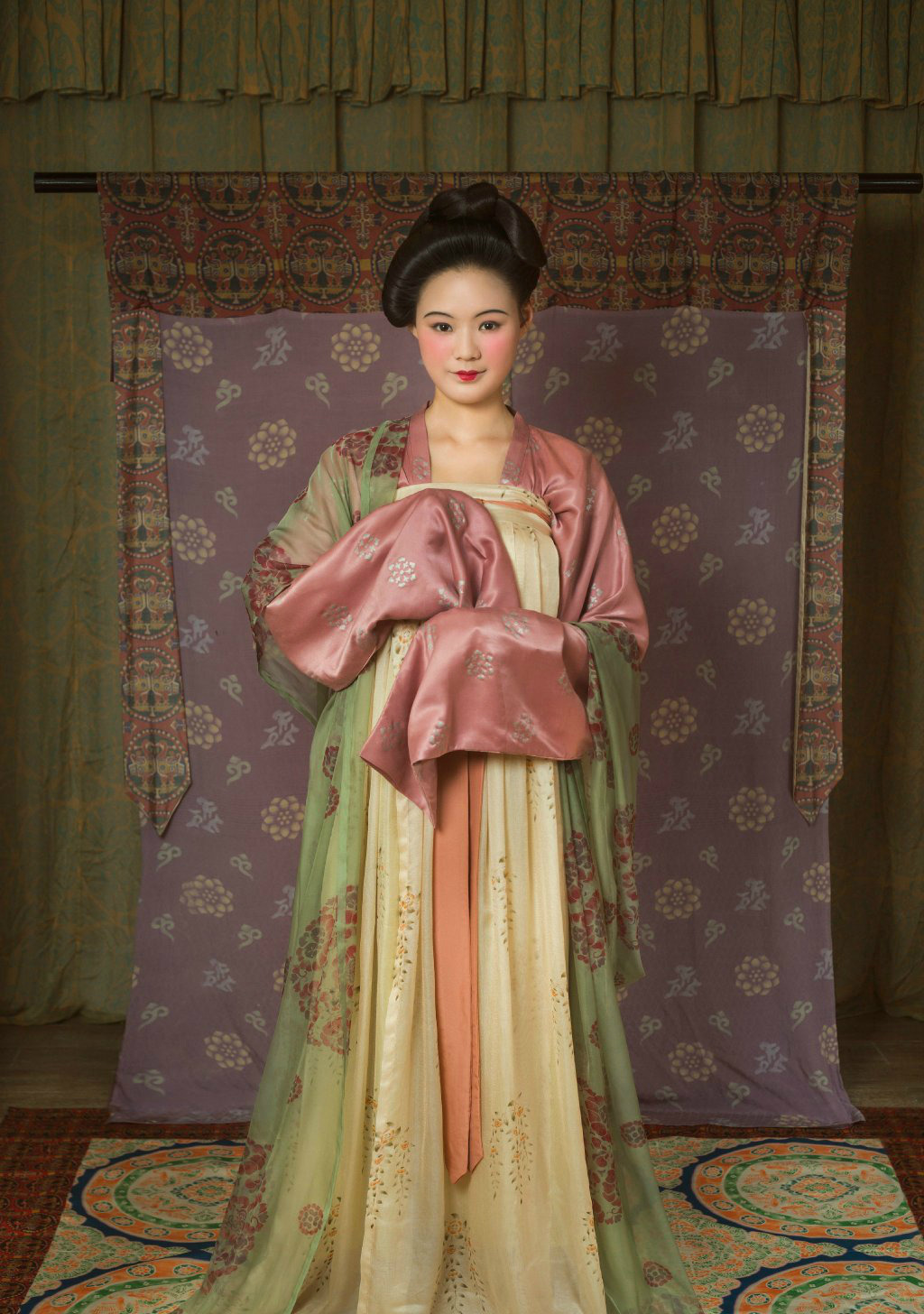 changan-moon: Traditional Chinese hanfu in Tang...