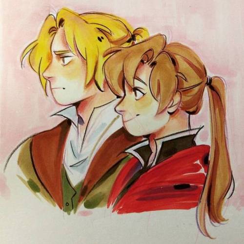 lisabeam:I havent uploeaded anything in a long time :‘0 have...