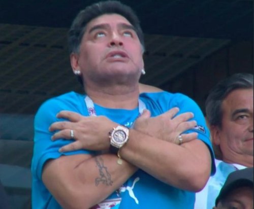 youareprettygood:Maradona is me when I’m having a mental...