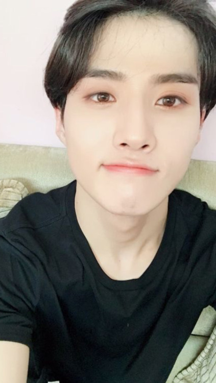 yeo one pentagon rookie kpop kpop lockscreen kpop wallpaper lockscreen wallpaper icons kpop icons pentagon lockscreen pentagon icons