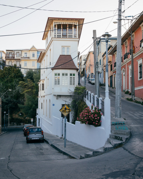 samhorine:valparaiso, chile - december 2016exploring the...