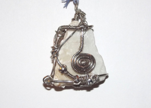 tt40art:A new steampunk and Art Nouveau inspired pendant is up...