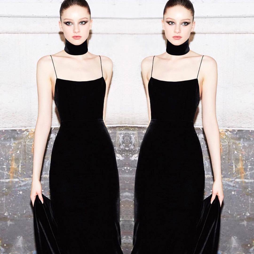 alex perry black velvet dress