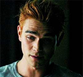 GIFS DE DANIEL OSBOURNE - Page 3 Tumblr_pieispsnoR1xjxrm3o3_400