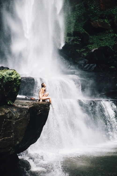 nakedinthewilderness:oursecretdesires:Photography by Cam...