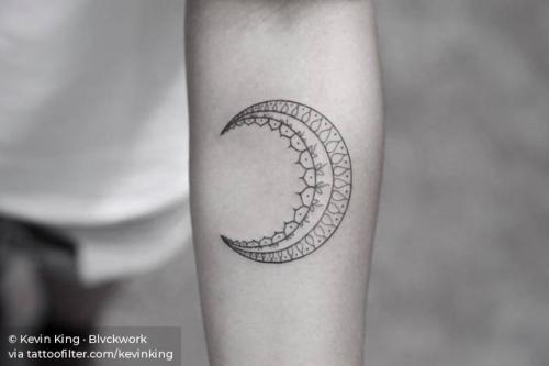 By Kevin King · Blvckwork, done at Bang Bang Tattoo, Manhattan.... fine line;small;astronomy;line art;kevinking;facebook;twitter;crescent moon;moon;inner forearm