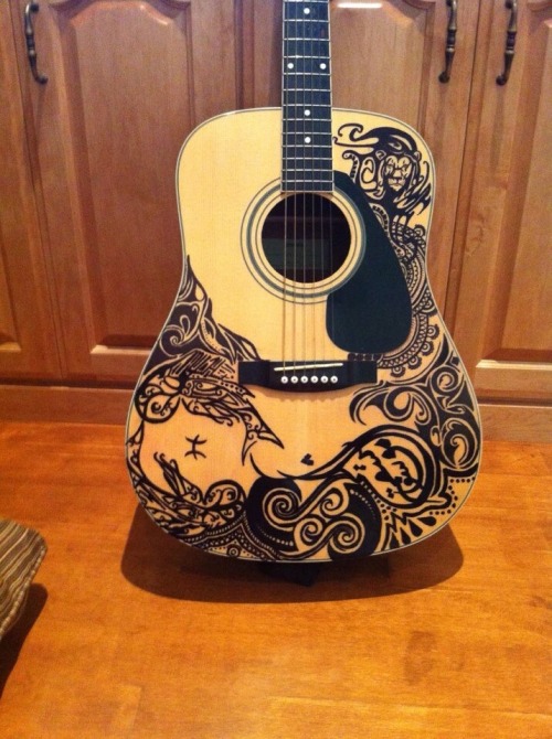 meghanhhunt:Guitar drawn in sharpie by me #art #sharpie...