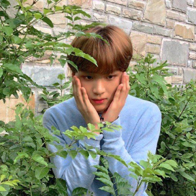 babie! hyuck!! i dont play him !!1! i just love him !