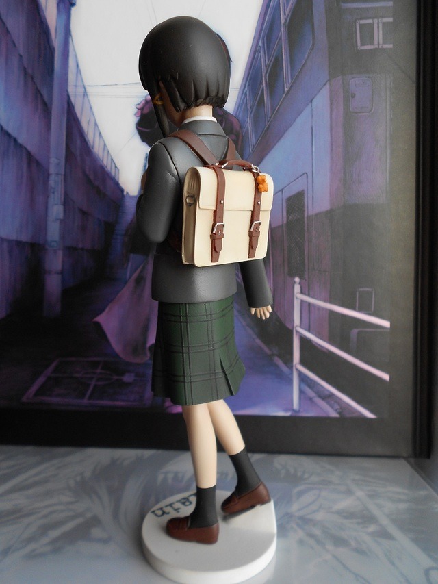 lain iwakura figure