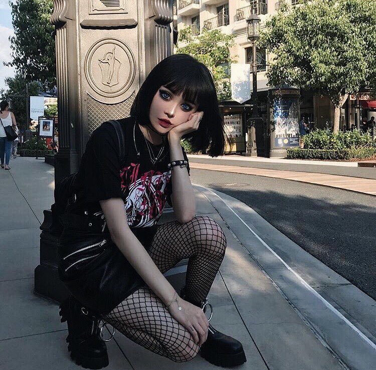 Grunge Outfits! - disturbiaclothing: @kinashen 🖤🖤🖤...