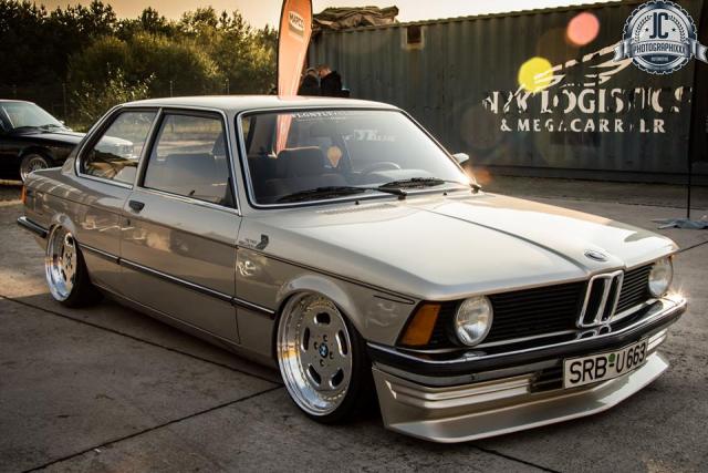 Bmw e21 stance