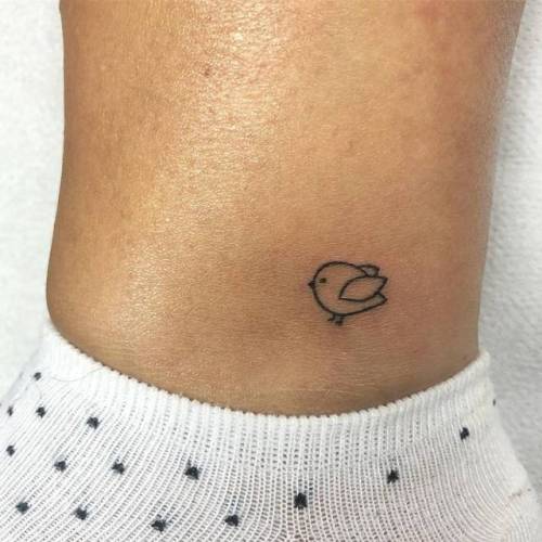 By Lilian Yeeah, done at Flamingo Tattoo Shop, Manises.... lilian;small;micro;animal;chick;tiny;bird;ankle;hand poked;ifttt;little