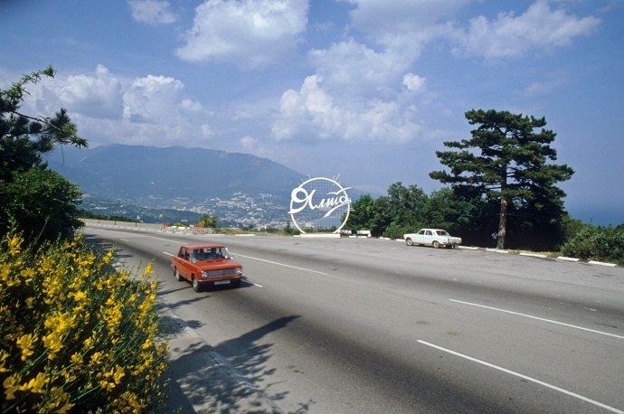 On the way to Yalta (Crimea), 1984